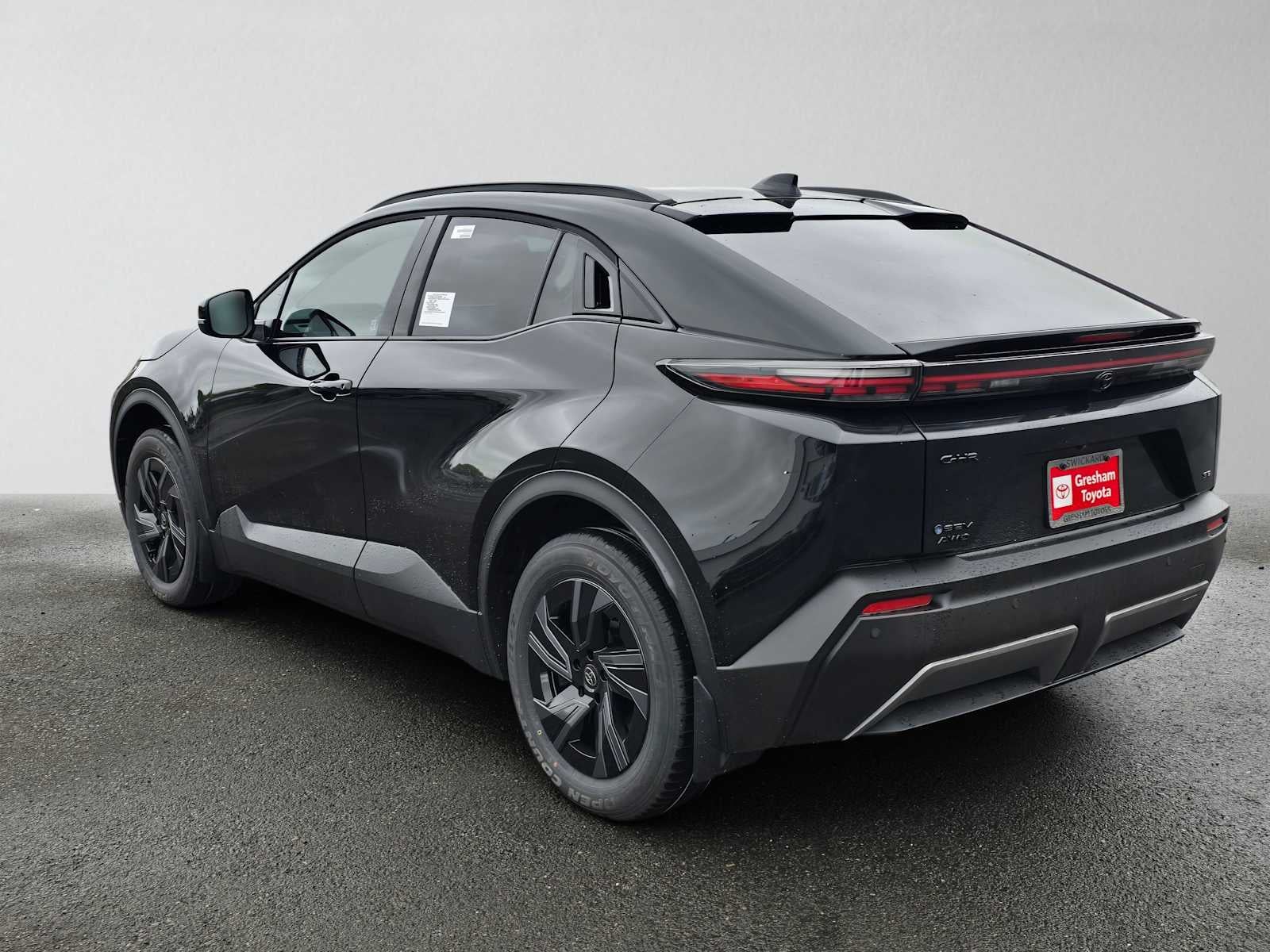 2026 Toyota C-HR SE