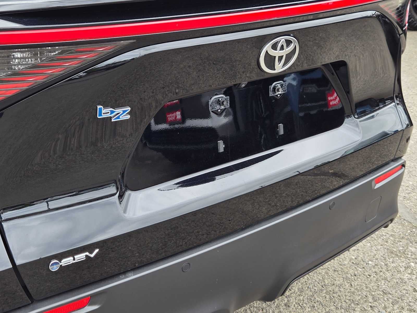 2026 Toyota bZ XLE Plus