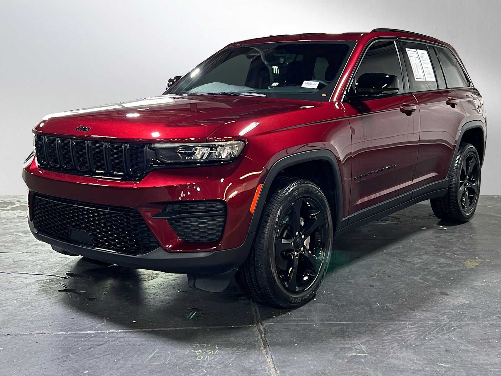 2023 Jeep Grand Cherokee Altitude