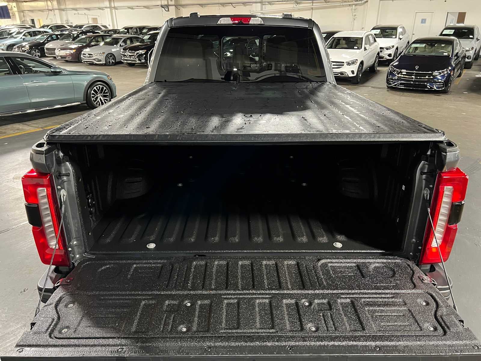 2024 Ford Super Duty F-350 SRW Pickup LARIAT