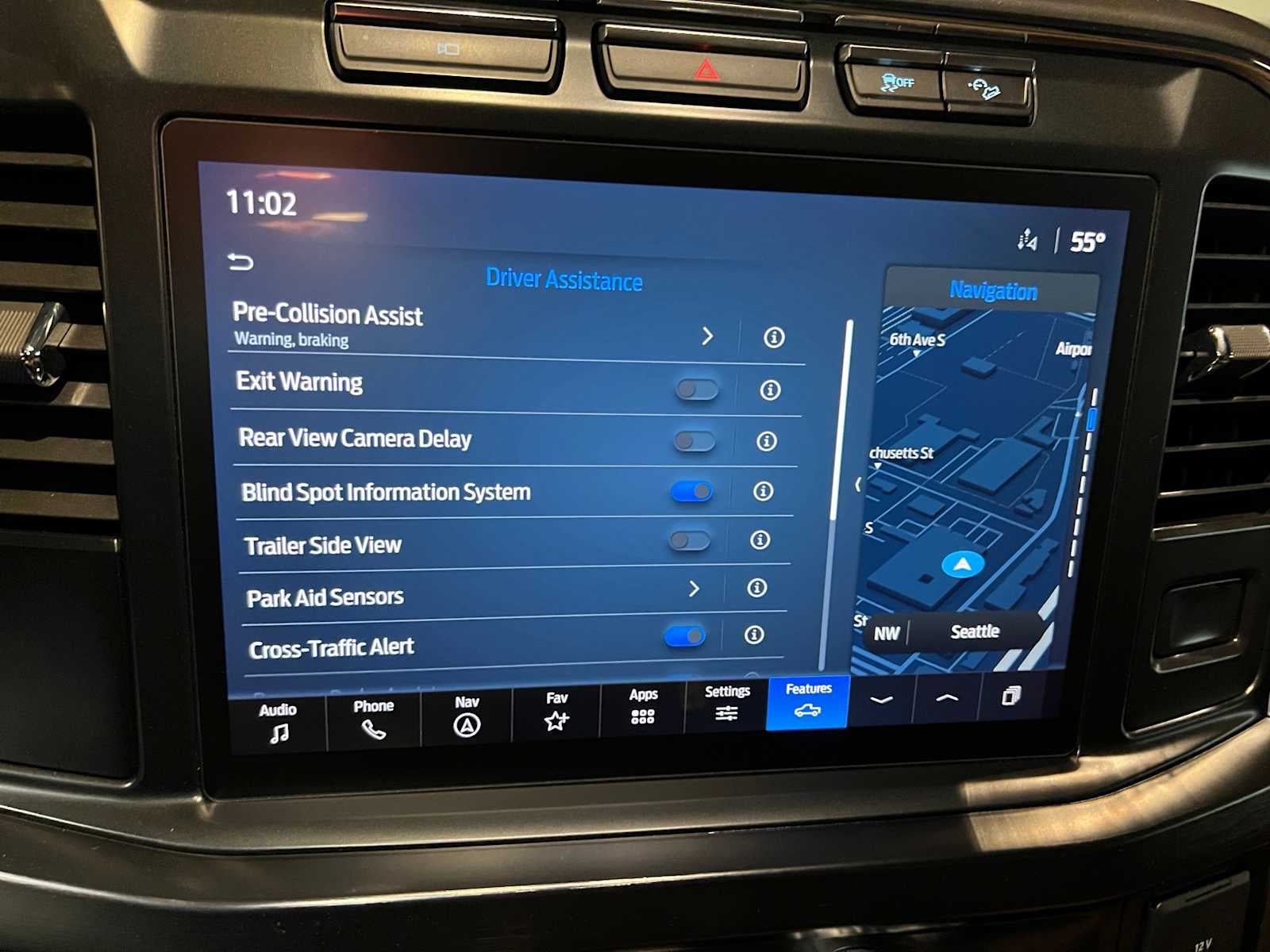 2024 Ford Super Duty F-350 SRW Pickup LARIAT