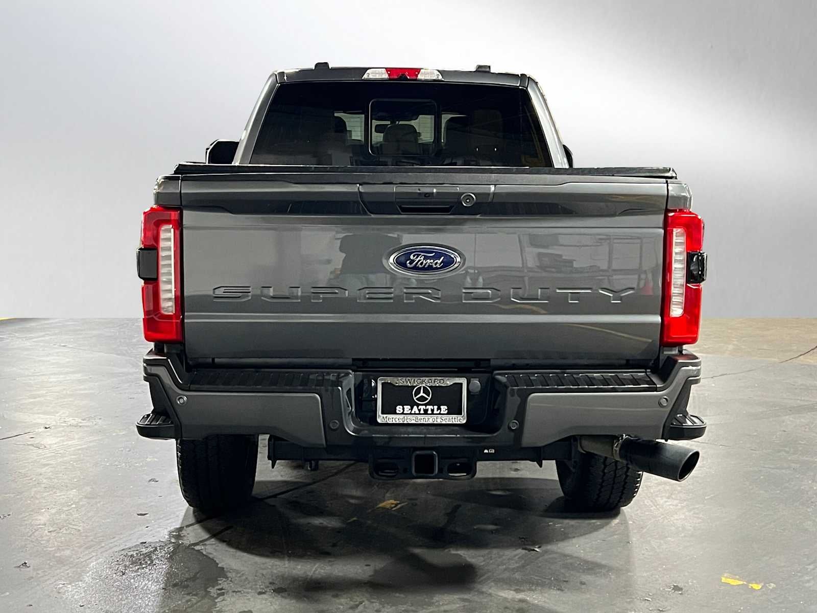 2024 Ford Super Duty F-350 SRW Pickup LARIAT