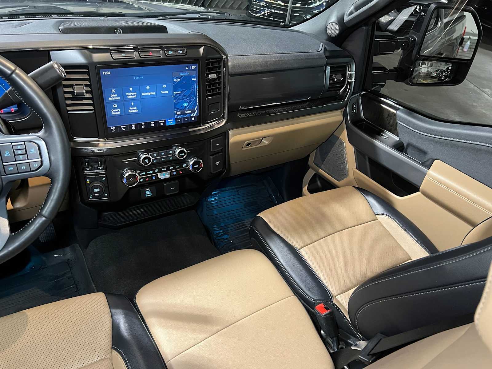 2024 Ford Super Duty F-350 SRW Pickup LARIAT