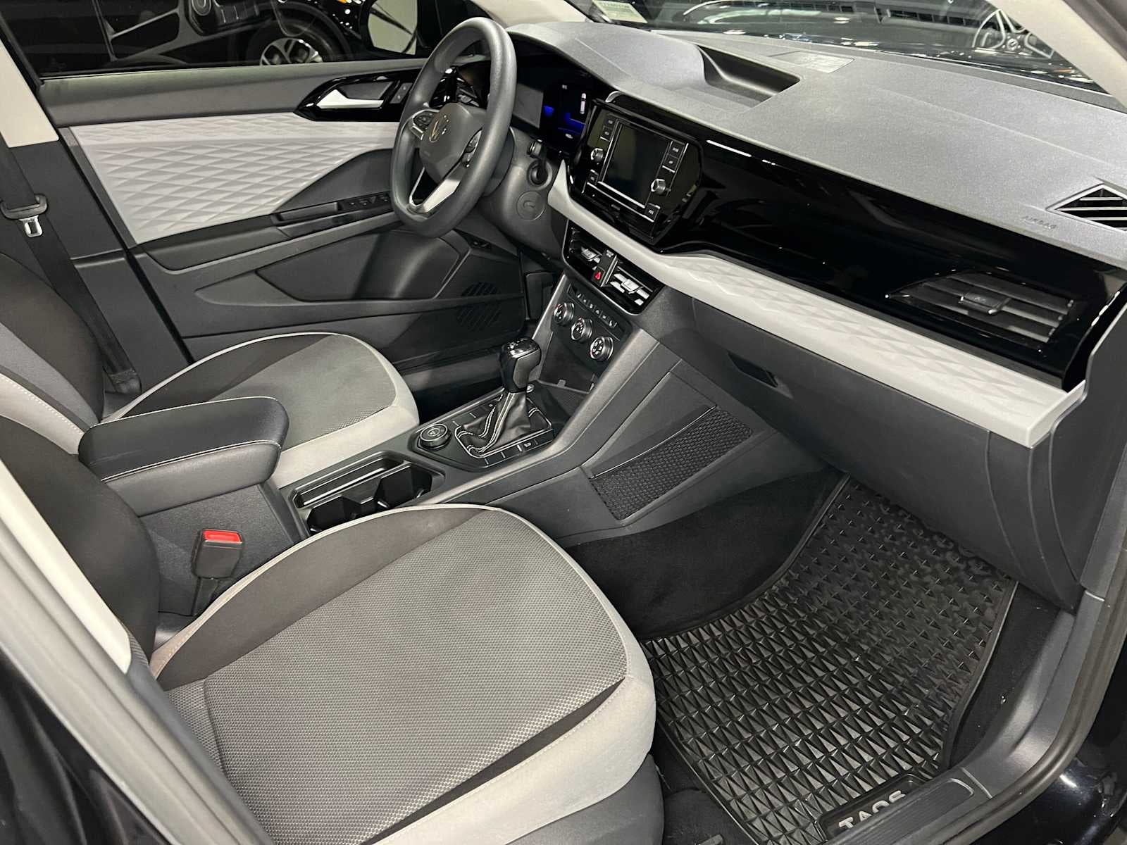 2022 Volkswagen Taos S