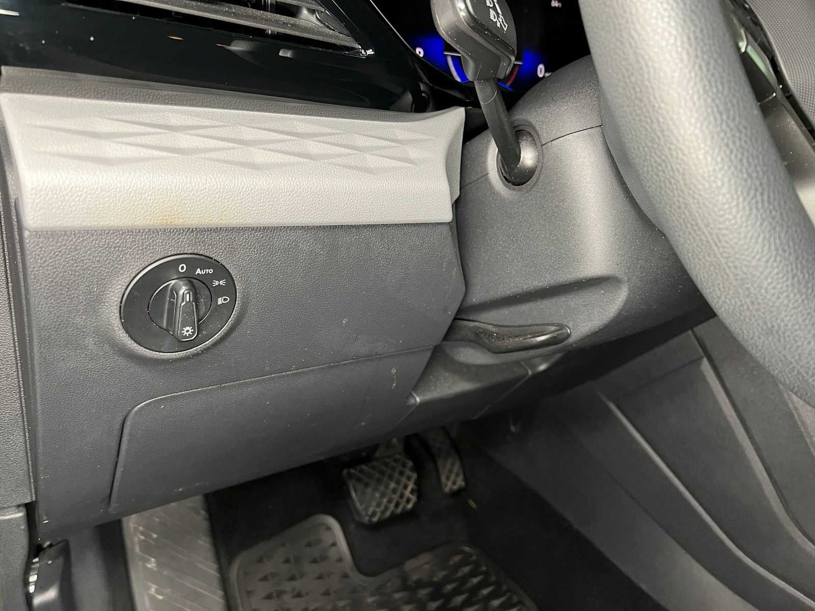 2022 Volkswagen Taos S