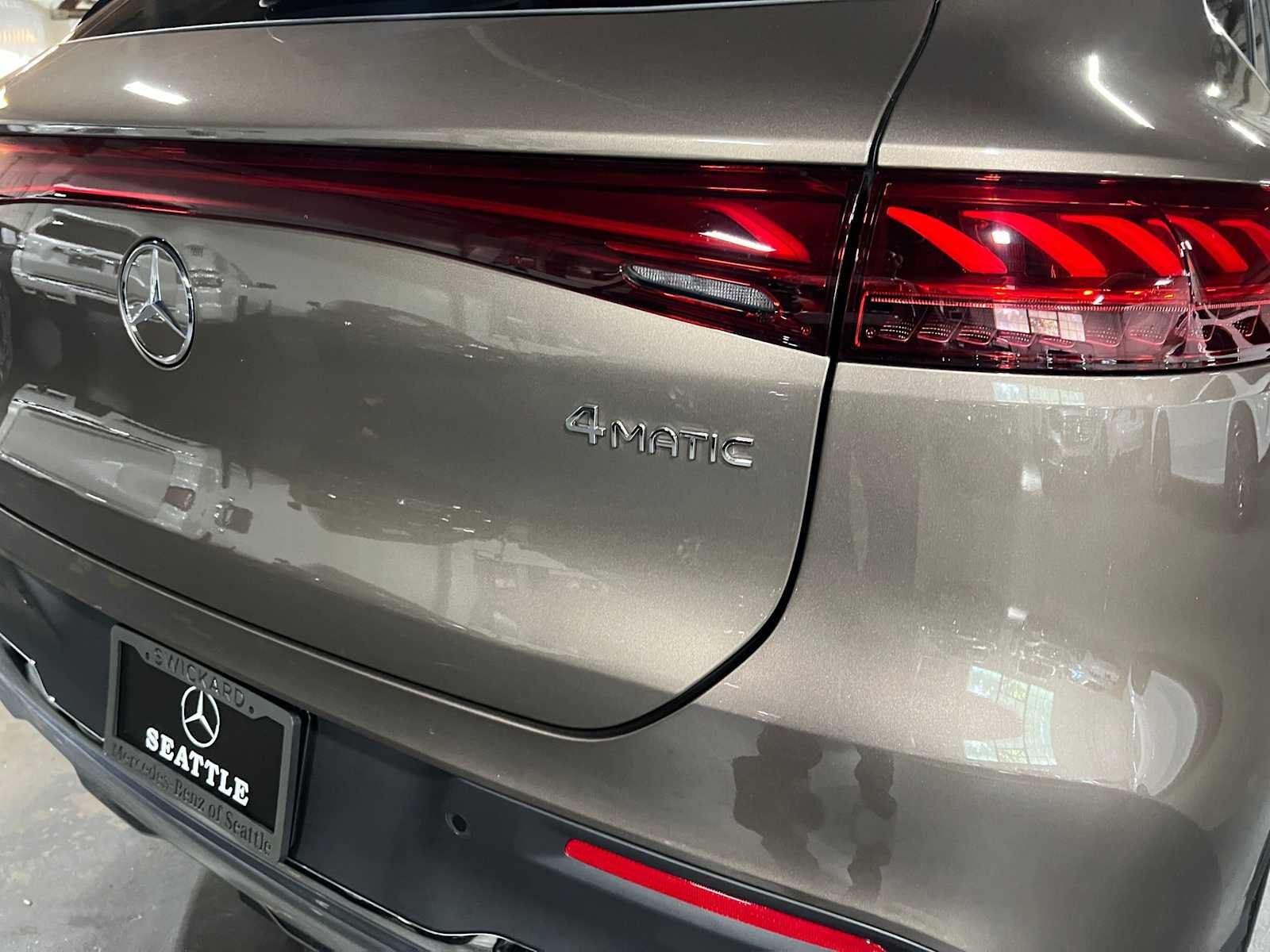 2026 Mercedes-Benz EQS 400 4MATIC® SUV