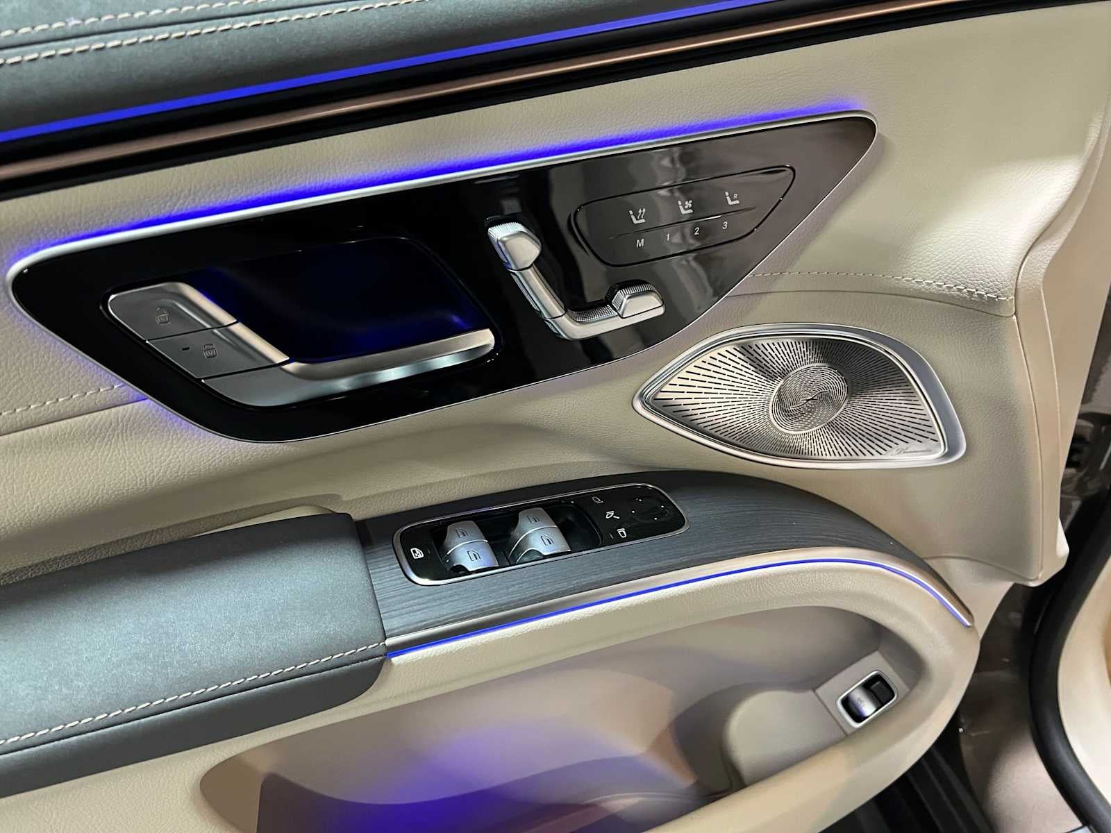 2026 Mercedes-Benz EQS 400 4MATIC® SUV