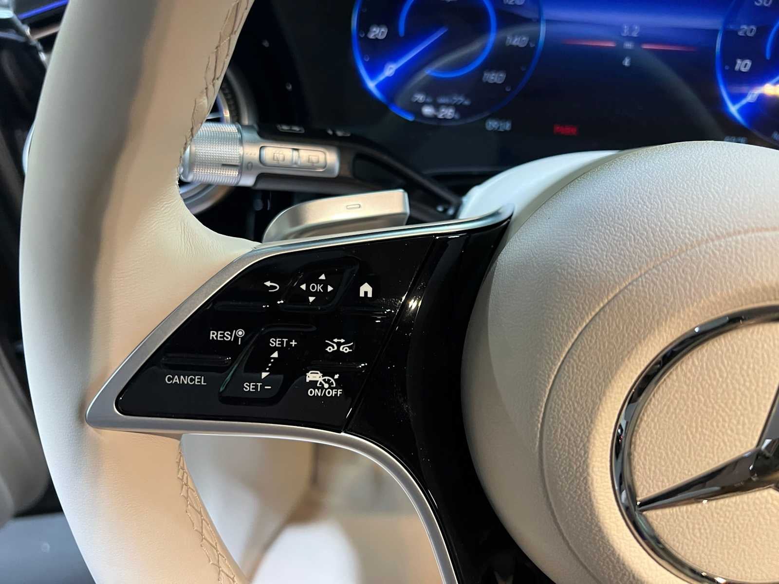 2026 Mercedes-Benz EQS 400 4MATIC® SUV