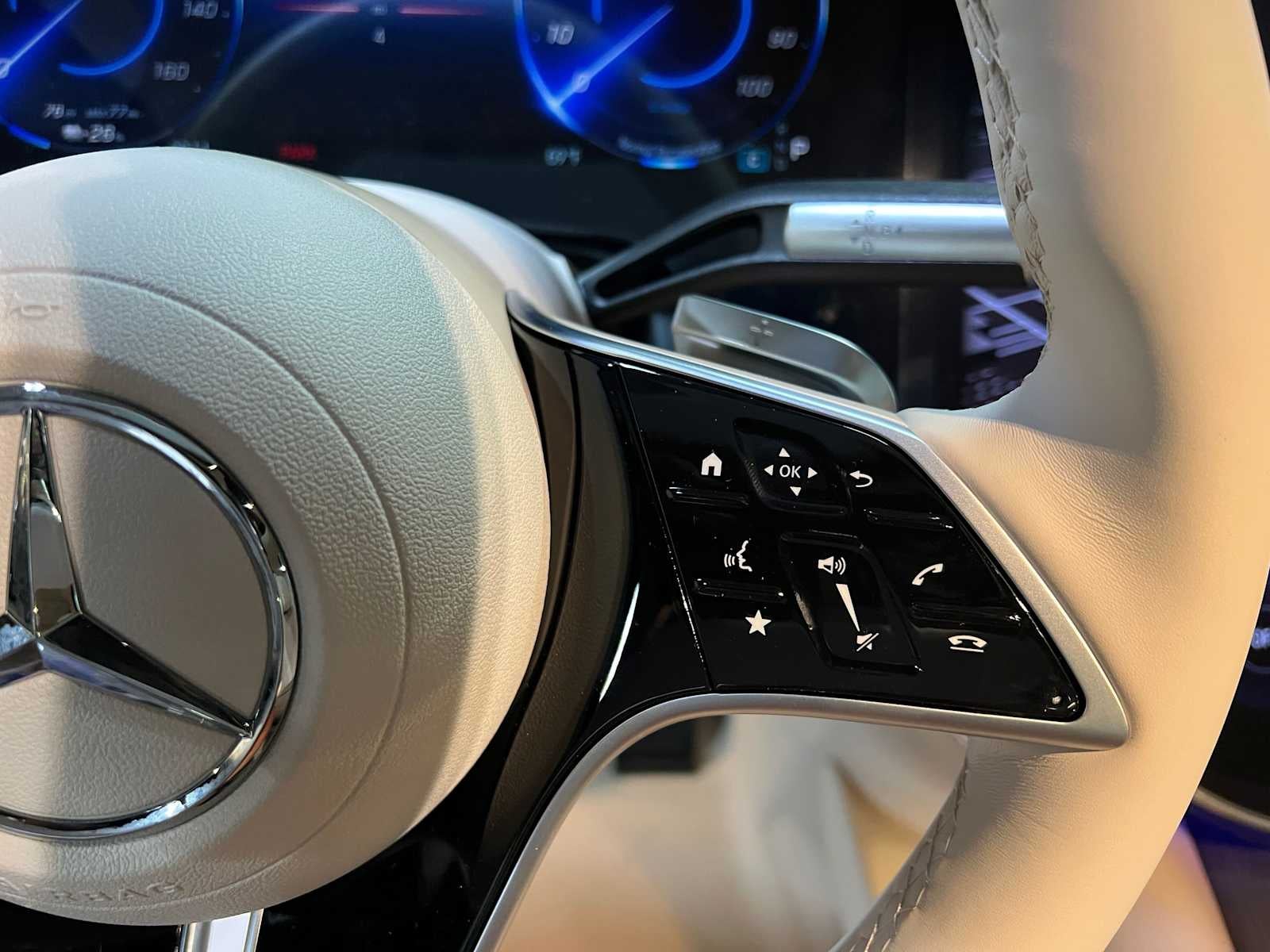 2026 Mercedes-Benz EQS 400 4MATIC® SUV