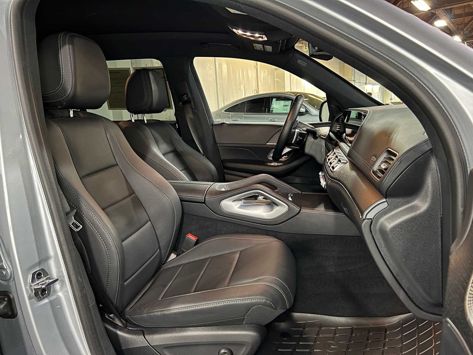 2025 Mercedes-Benz GLS 450 4MATIC® SUV