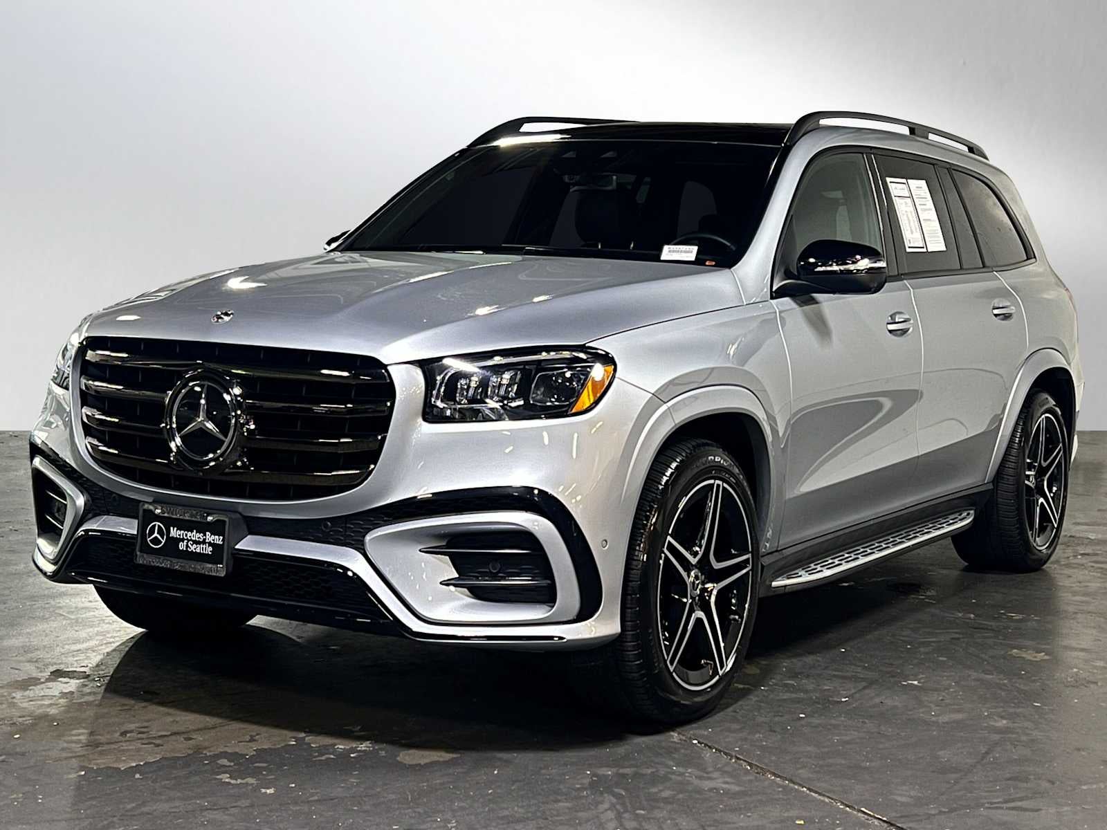 2025 Mercedes-Benz GLS 450 4MATIC® SUV