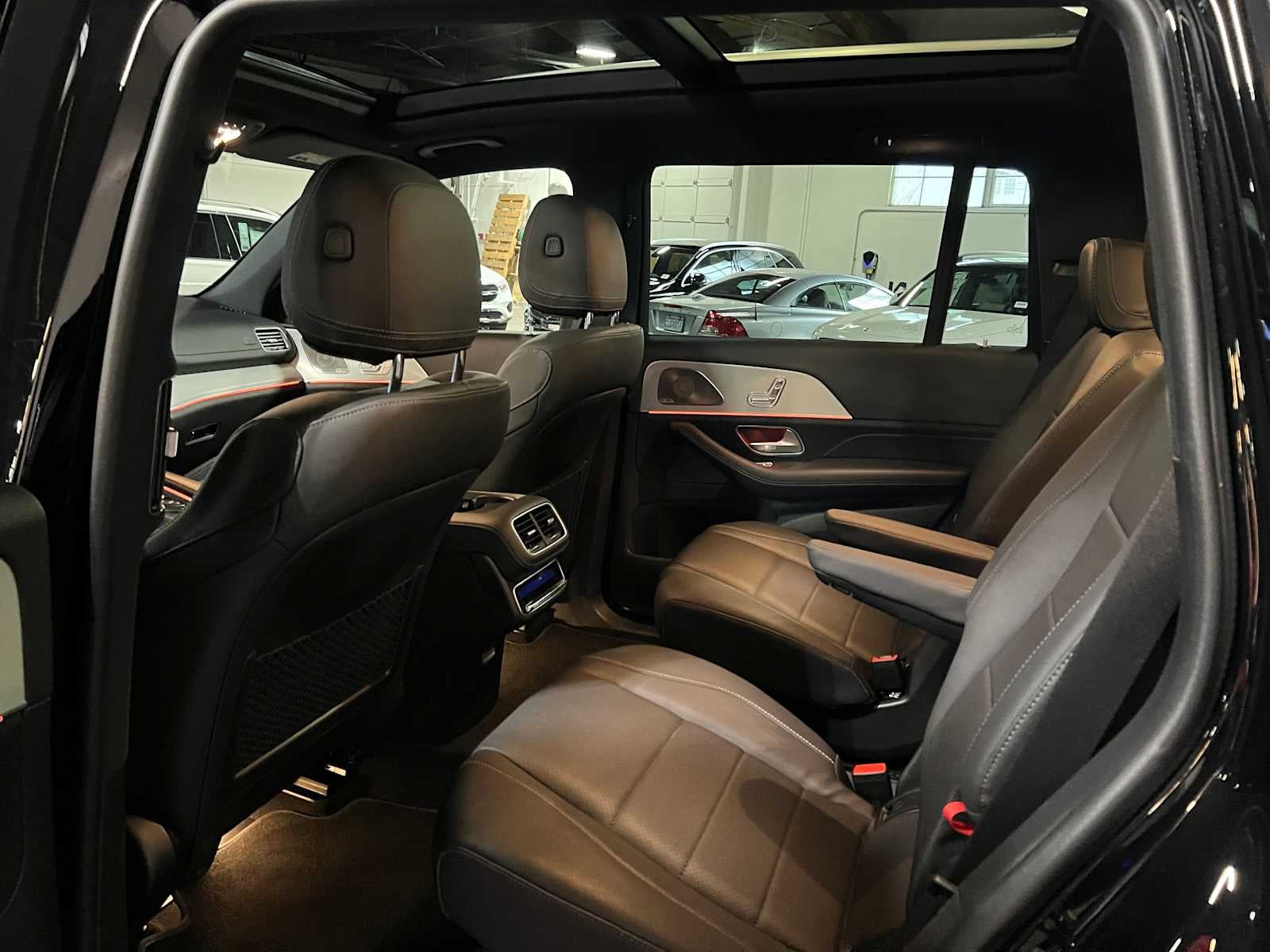 2025 Mercedes-Benz GLS 450 4MATIC® SUV