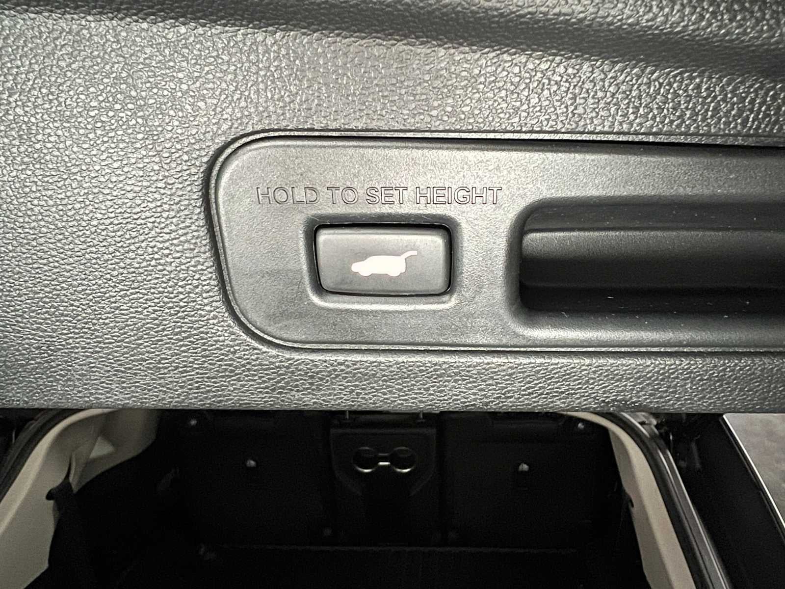 2022 Acura MDX w/Technology Package