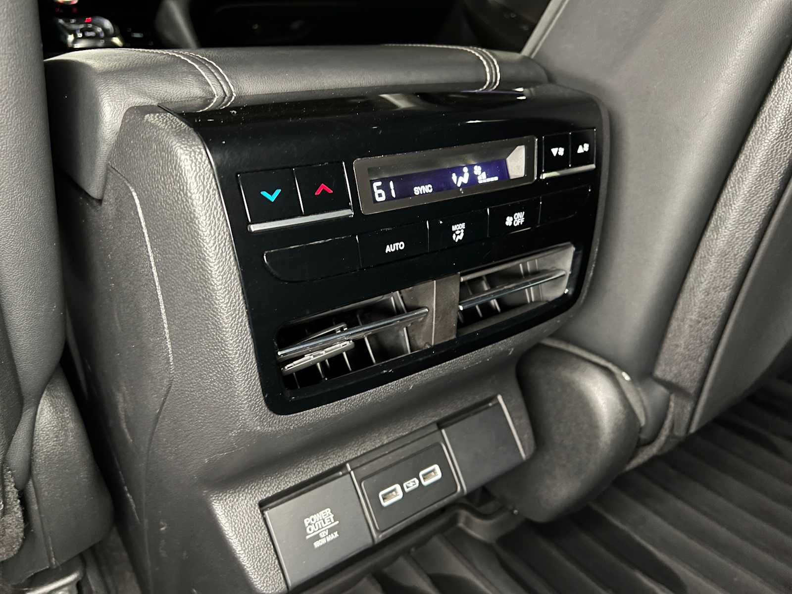 2022 Acura MDX w/Technology Package