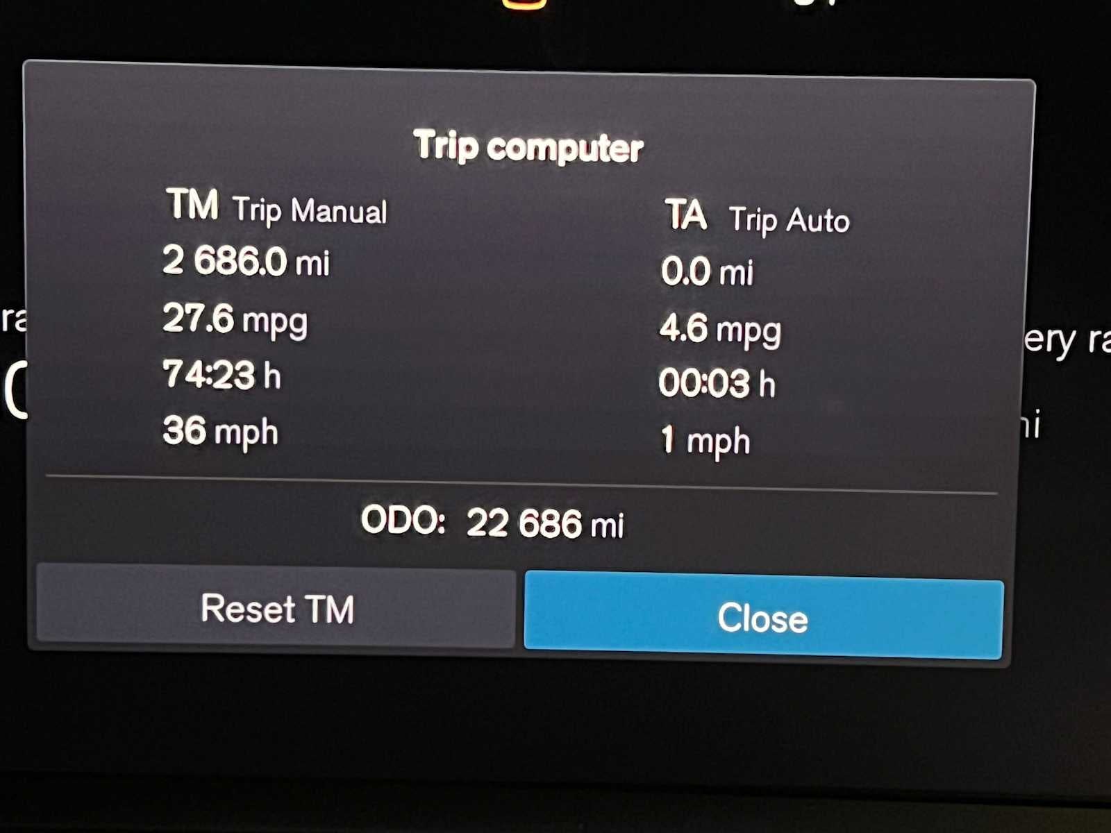 2024 Volvo S60 Recharge Plug-In Hybrid Ultimate Dark Theme