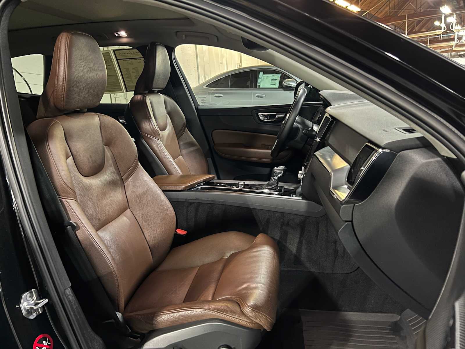 2019 Volvo XC60 Momentum