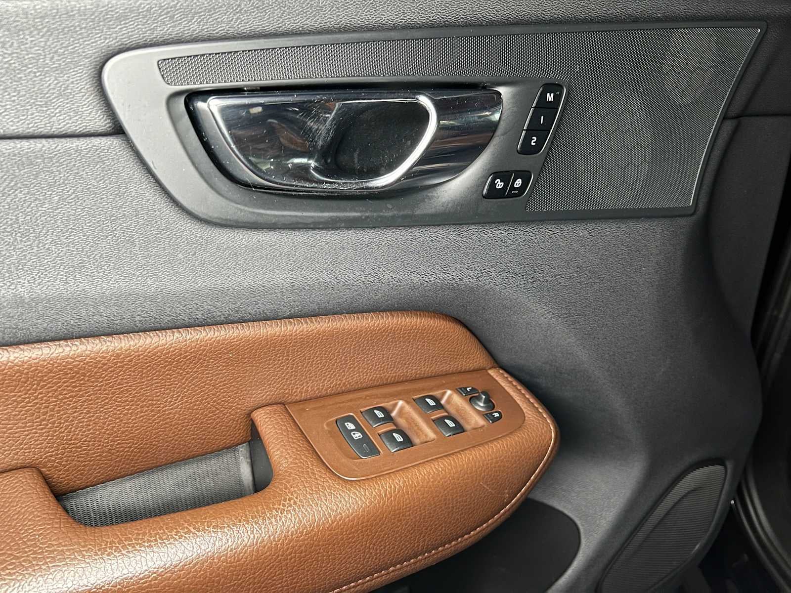 2019 Volvo XC60 Momentum