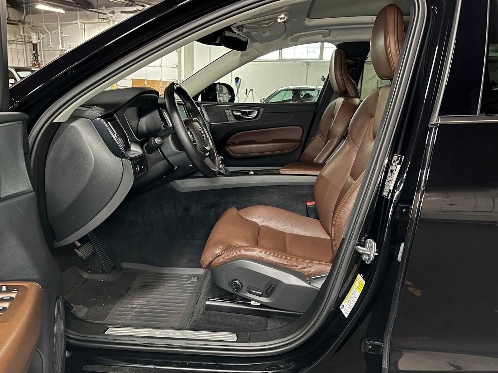 2019 Volvo XC60 Momentum