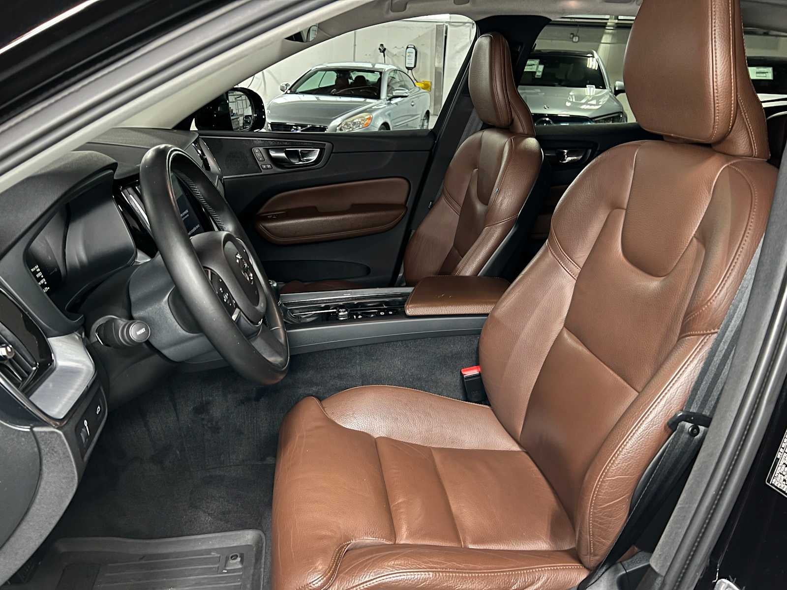 2019 Volvo XC60 Momentum