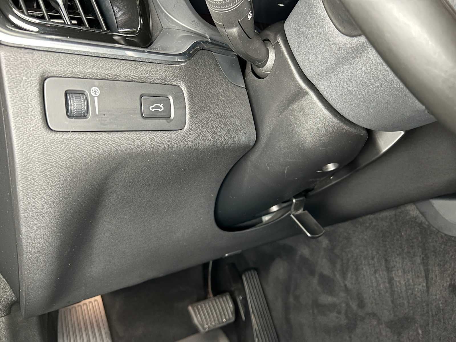 2019 Volvo XC60 Momentum