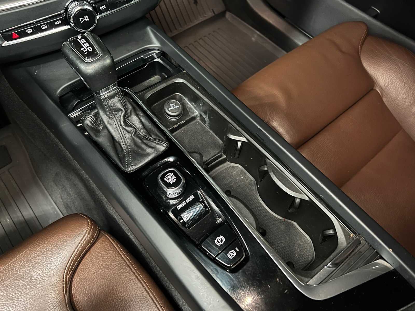 2019 Volvo XC60 Momentum