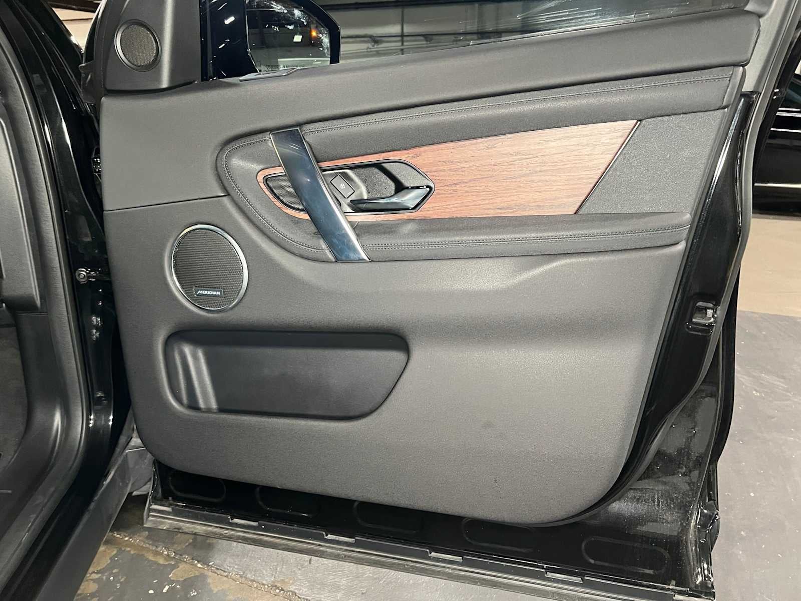 2025 Land Rover Discovery Sport S