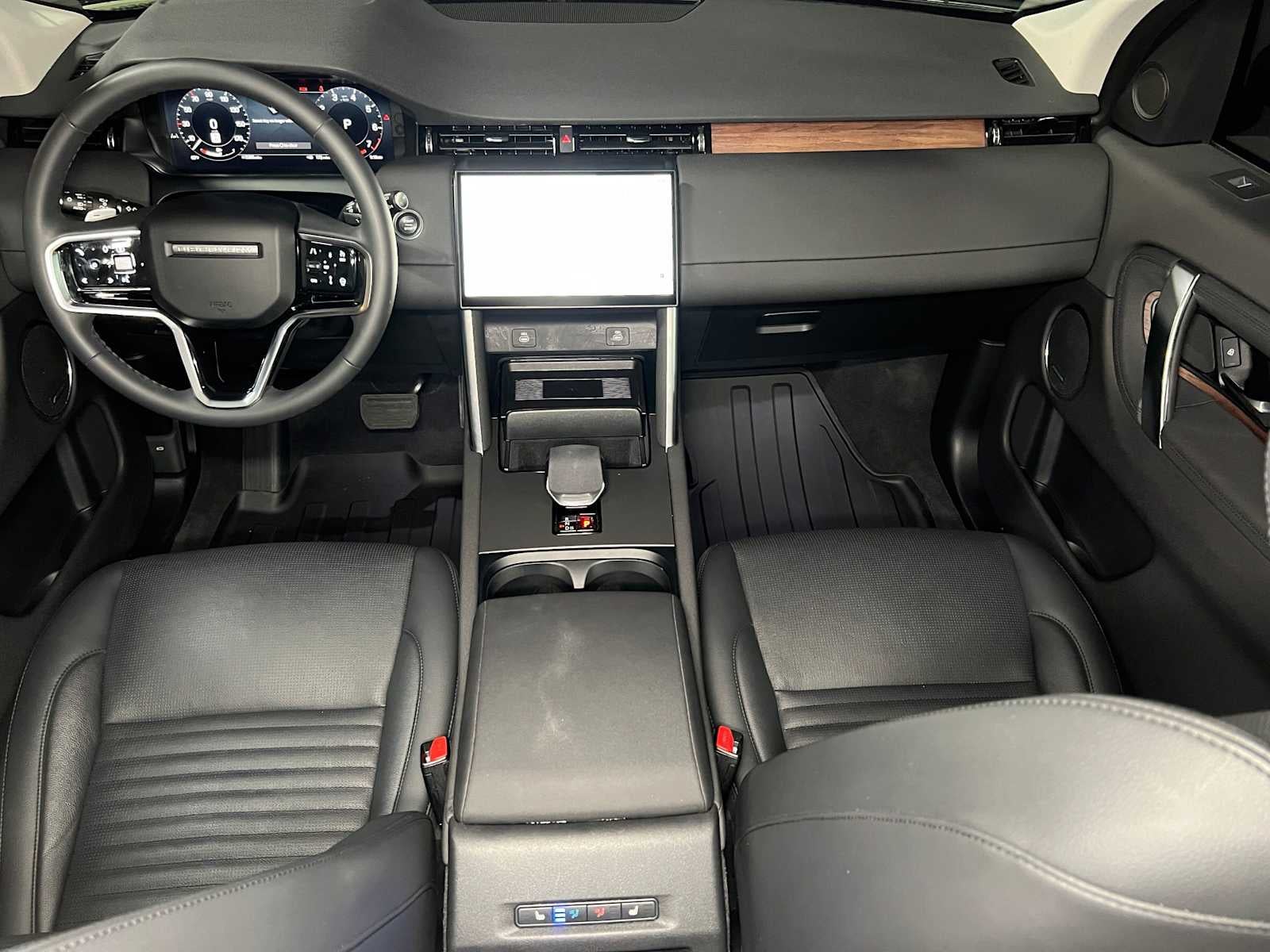 2025 Land Rover Discovery Sport S