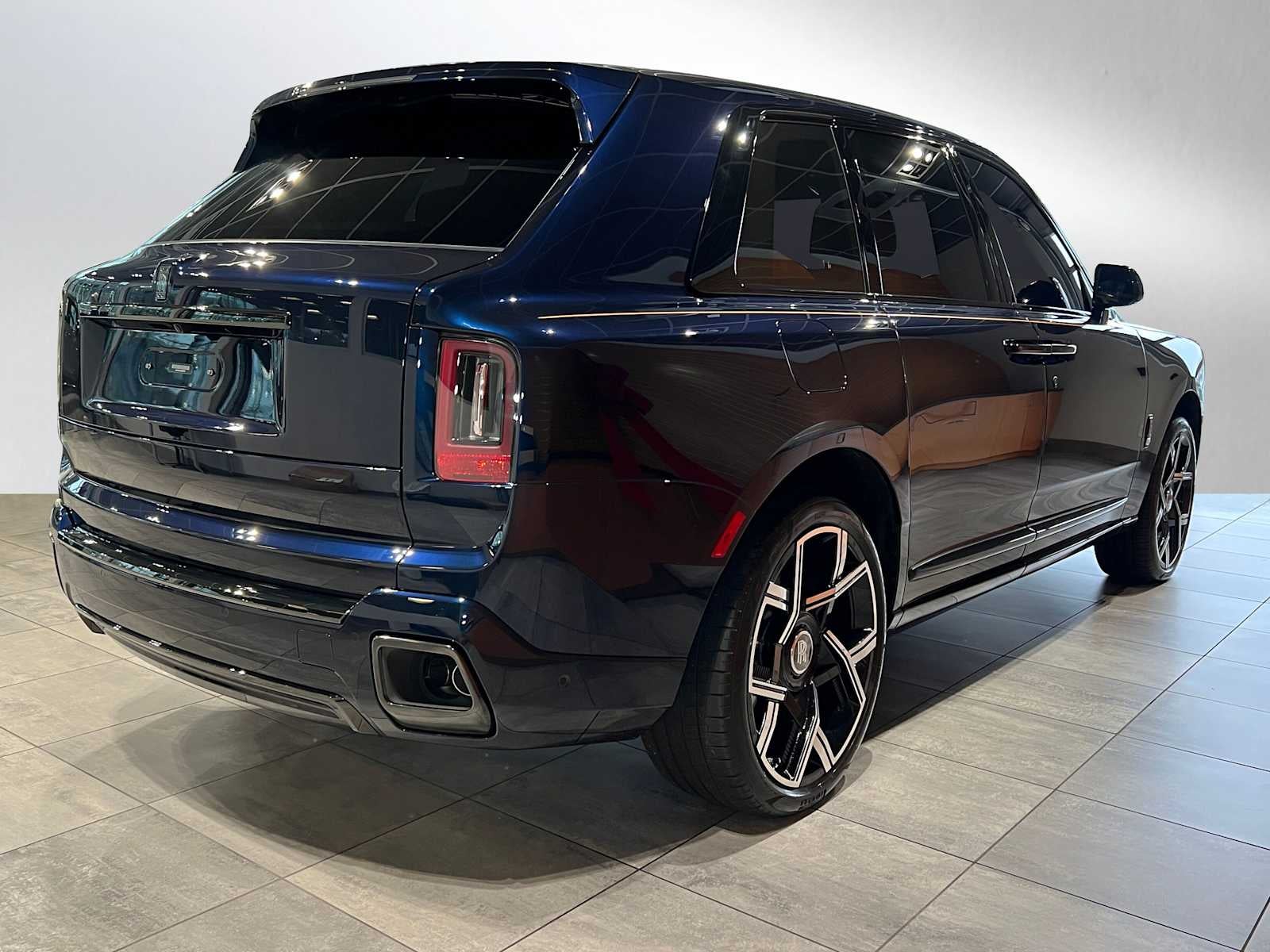 2025 Rolls-Royce Cullinan Black Badge