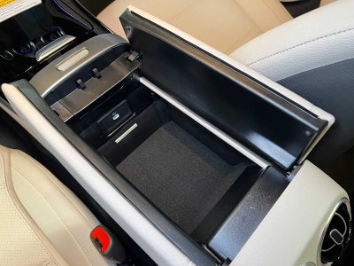 2026 Mercedes-Benz C 300 4MATIC® Sedan