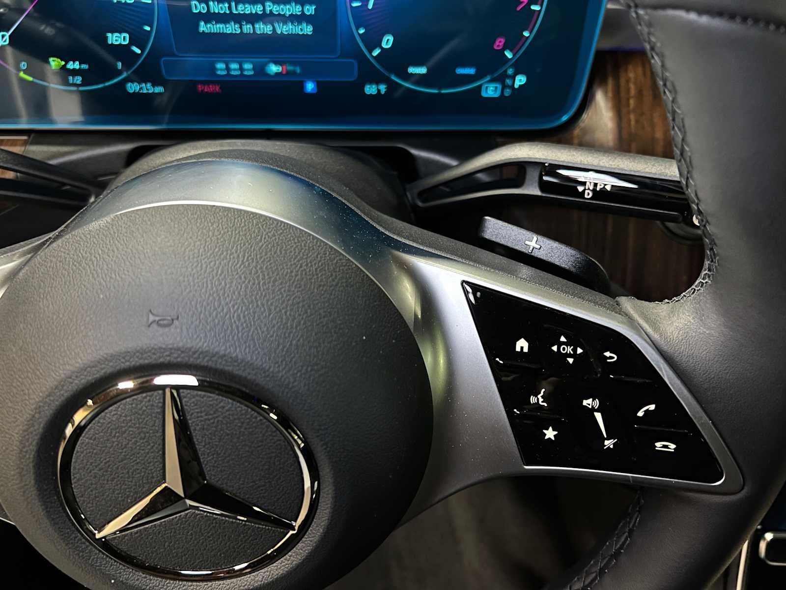 2025 Mercedes-Benz C 300 4MATIC® Sedan