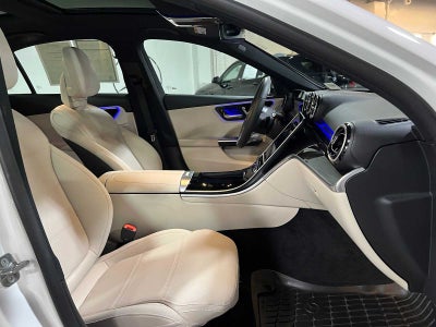 2026 Mercedes-Benz C 300 4MATIC® Sedan