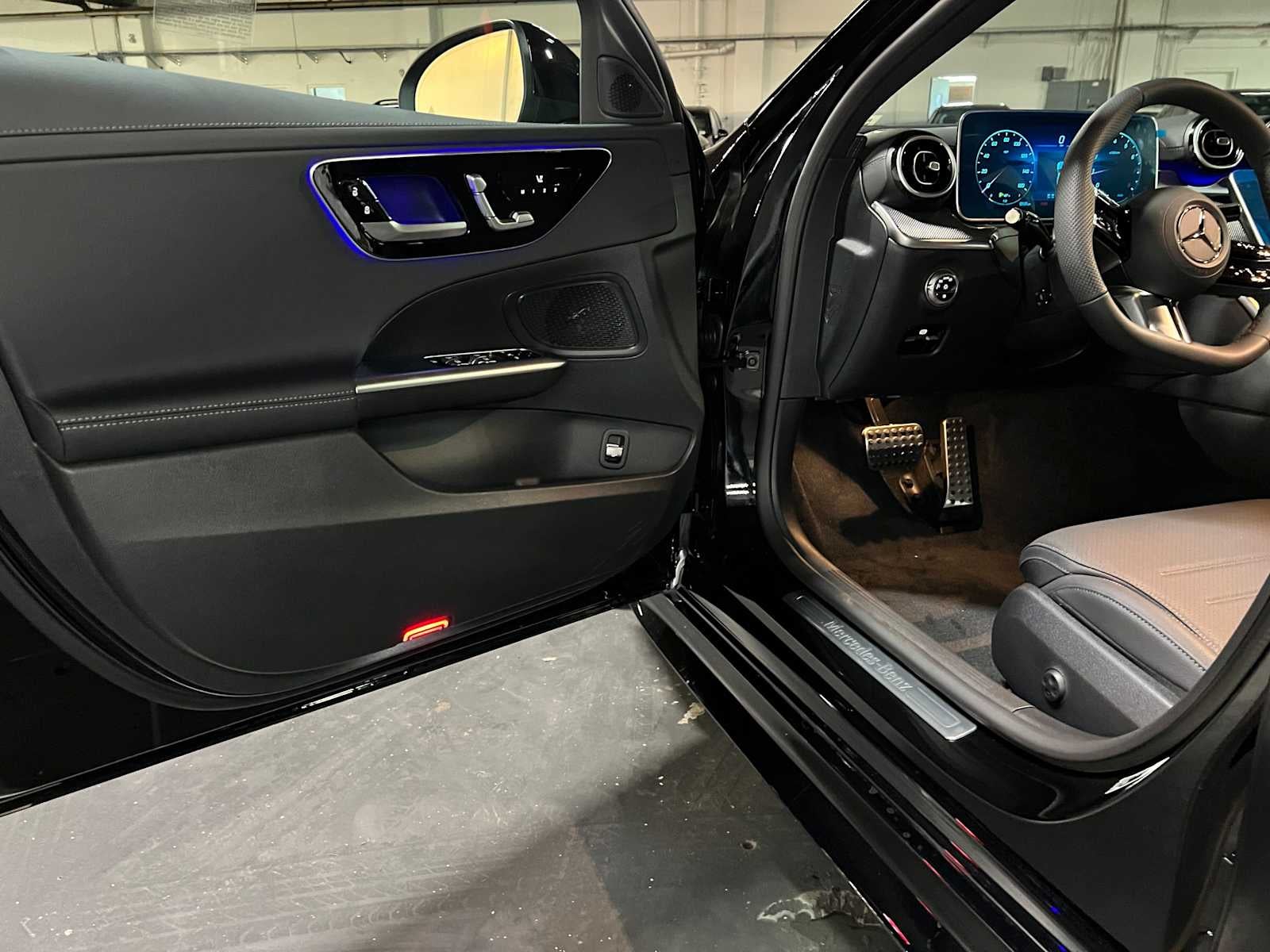2026 Mercedes-Benz C 300 4MATIC® Sedan