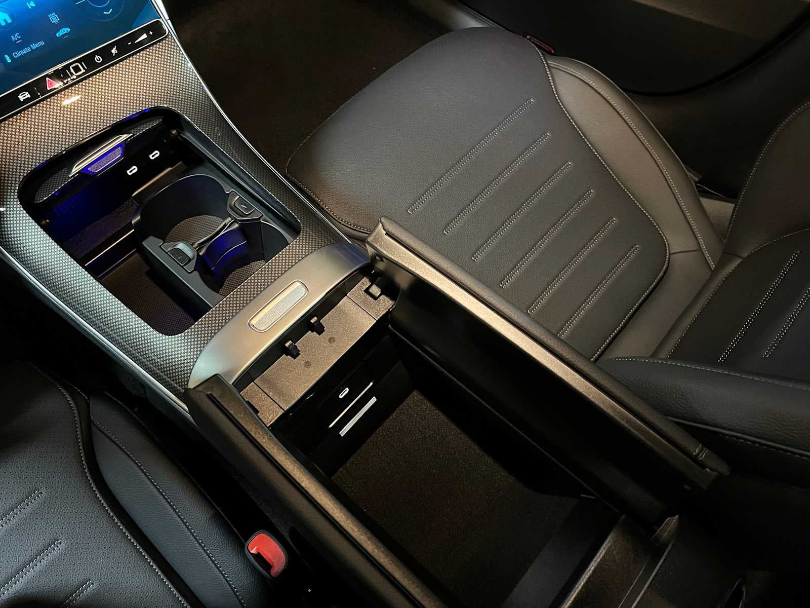 2026 Mercedes-Benz C 300 4MATIC® Sedan