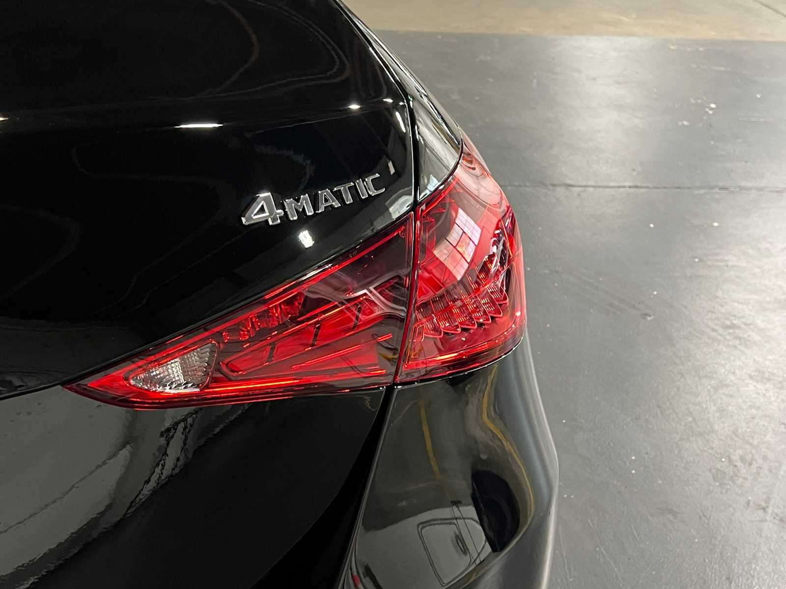 2025 Mercedes-Benz C 300 4MATIC® Sedan