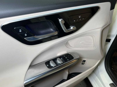 2026 Mercedes-Benz C 300 4MATIC® Sedan