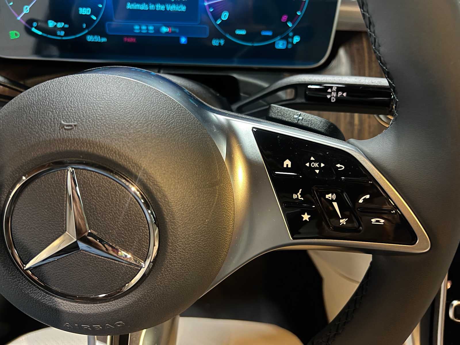 2025 Mercedes-Benz C 300 4MATIC® Sedan