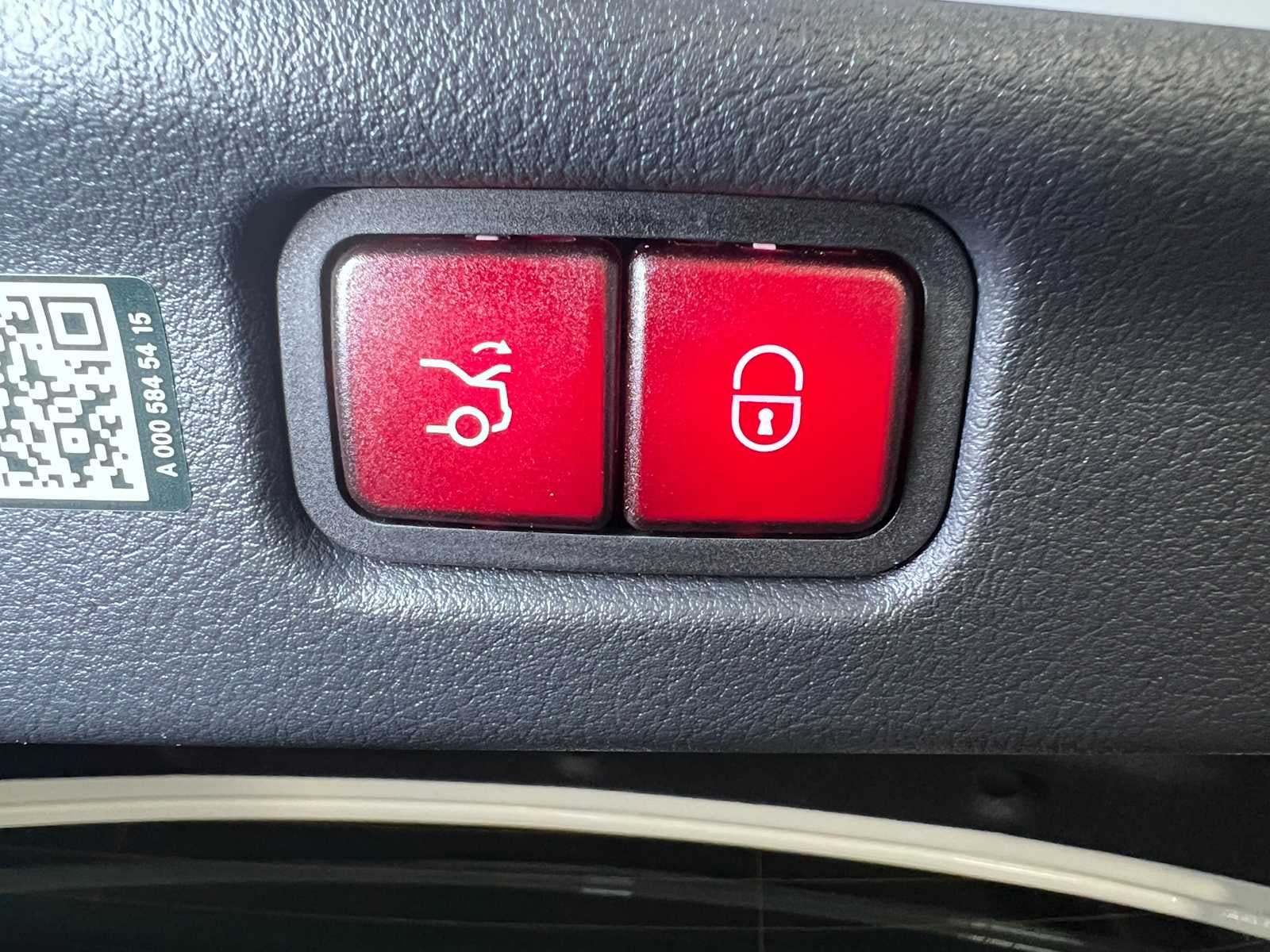 2025 Mercedes-Benz C 300 4MATIC® Sedan