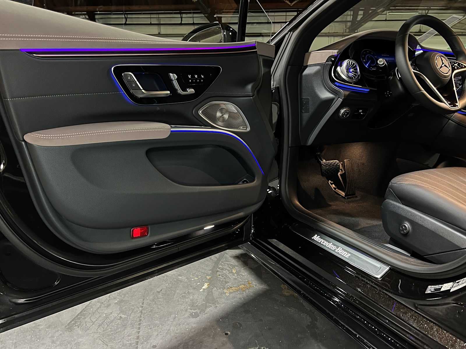 2026 Mercedes-Benz EQS 450 4MATIC® Sedan