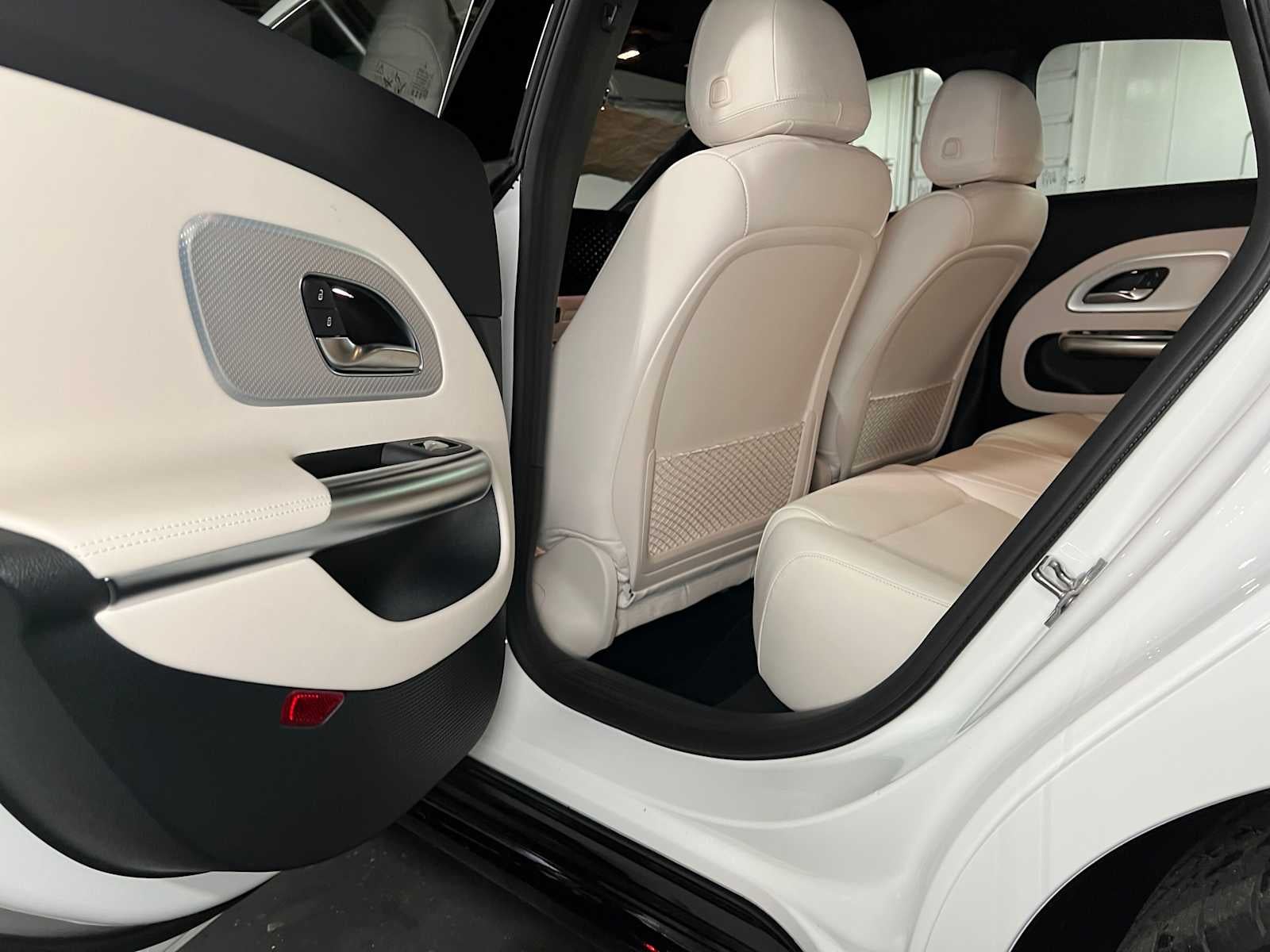 2026 Mercedes-Benz CLA 350 4MATIC® Sedan