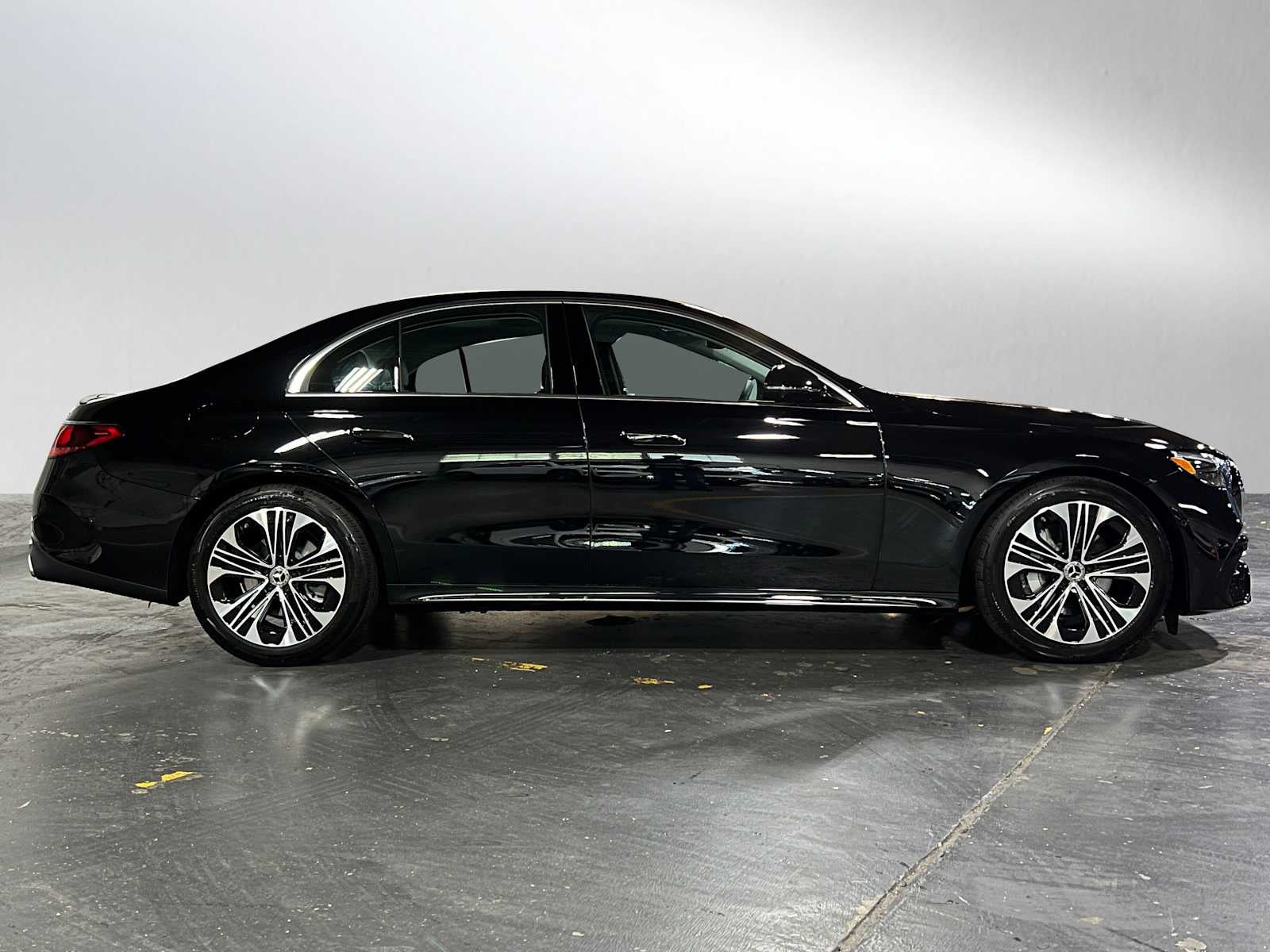 2026 Mercedes-Benz E 350 4MATIC® Sedan