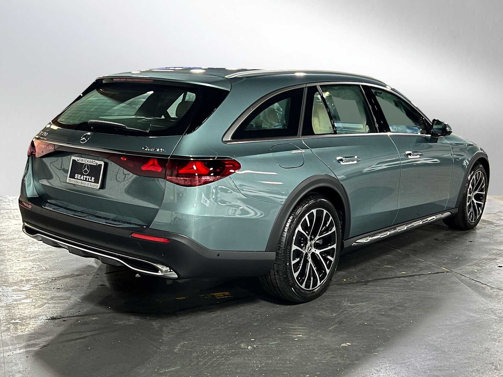 2026 Mercedes-Benz E-Class E 450