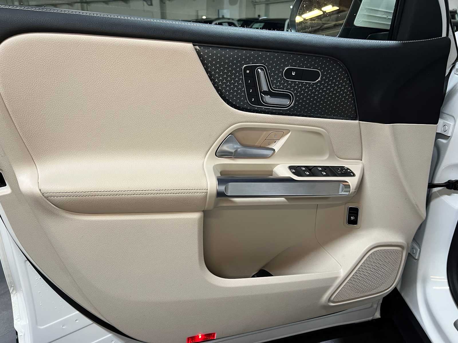 2025 Mercedes-Benz GLB GLB 250