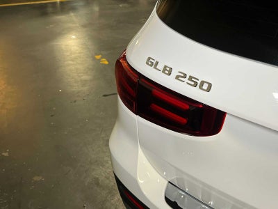 2025 Mercedes-Benz GLB 250 4MATIC® SUV
