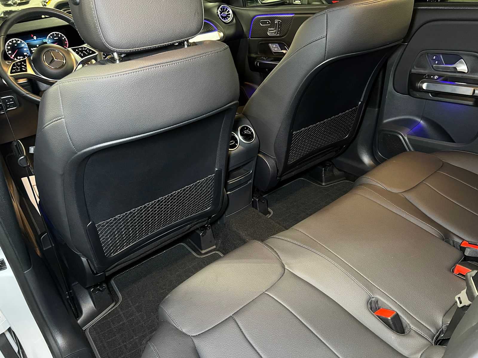 2025 Mercedes-Benz GLB 250 4MATIC® SUV