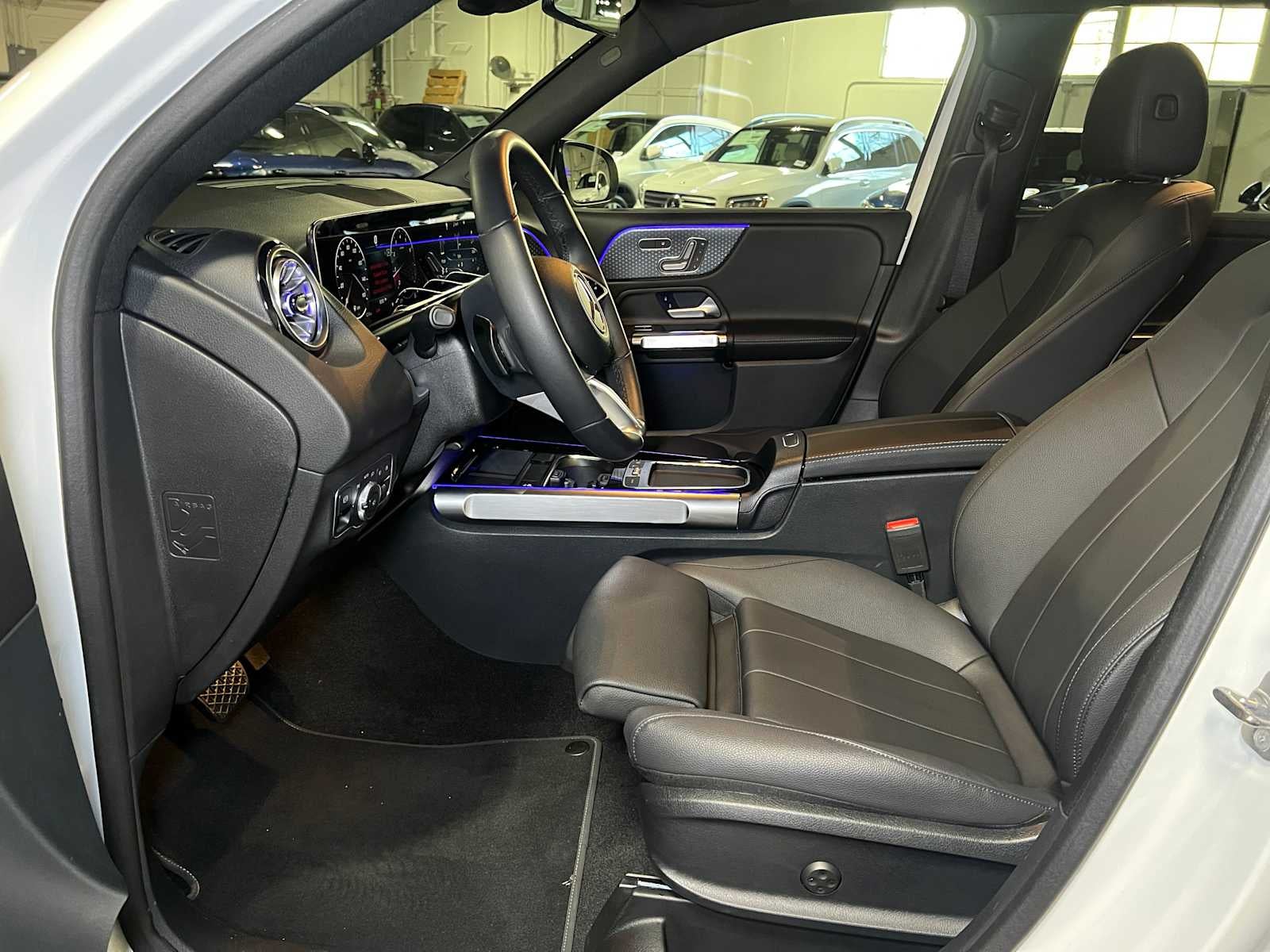 2025 Mercedes-Benz GLB 250 4MATIC® SUV
