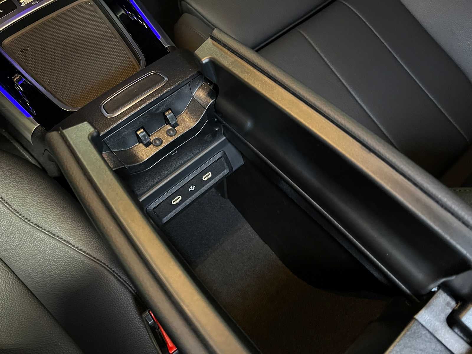 2025 Mercedes-Benz GLB 250 4MATIC® SUV