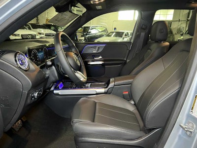 2025 Mercedes-Benz GLB 250 4MATIC® SUV