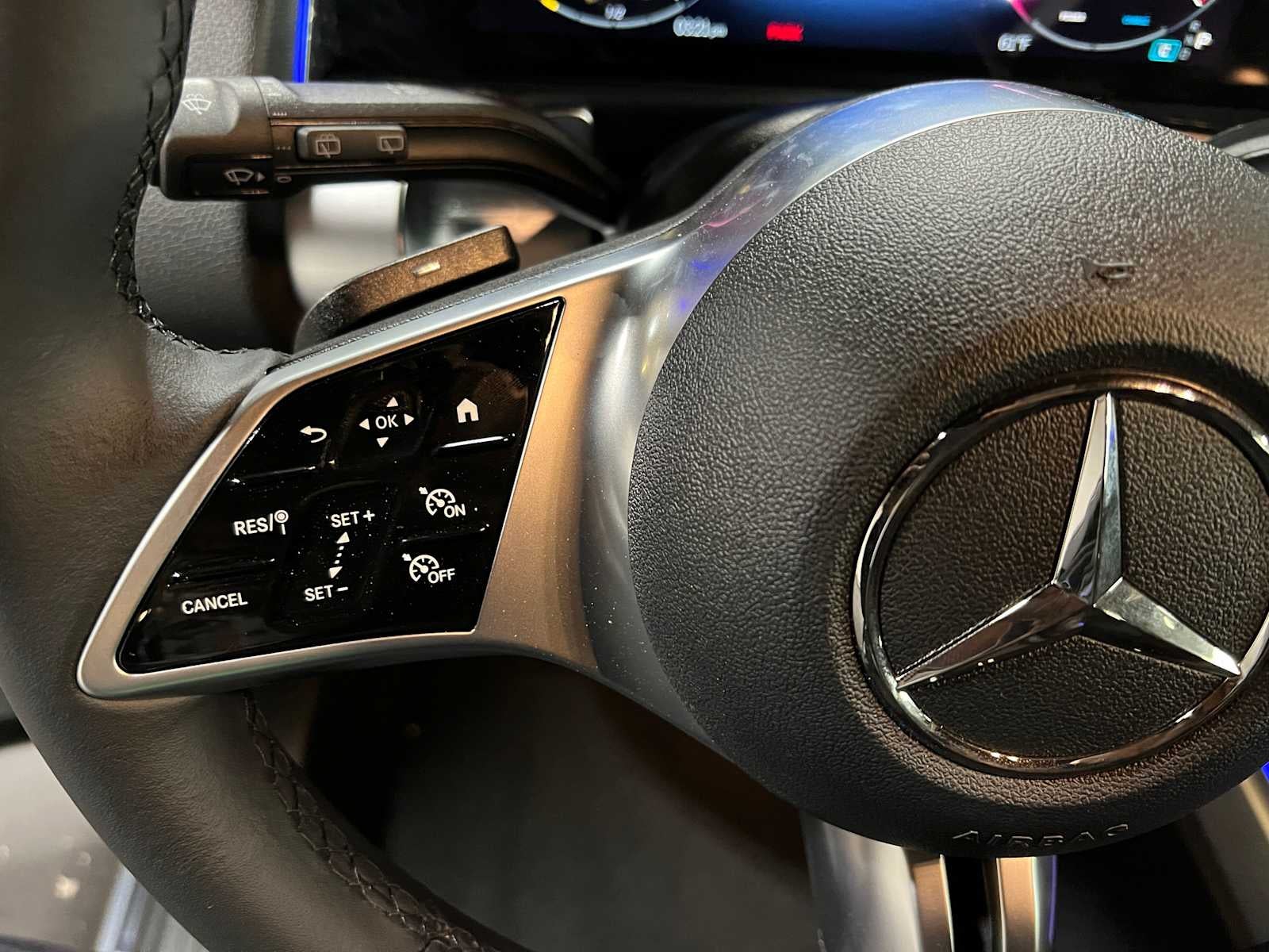 2025 Mercedes-Benz GLB 250 4MATIC® SUV