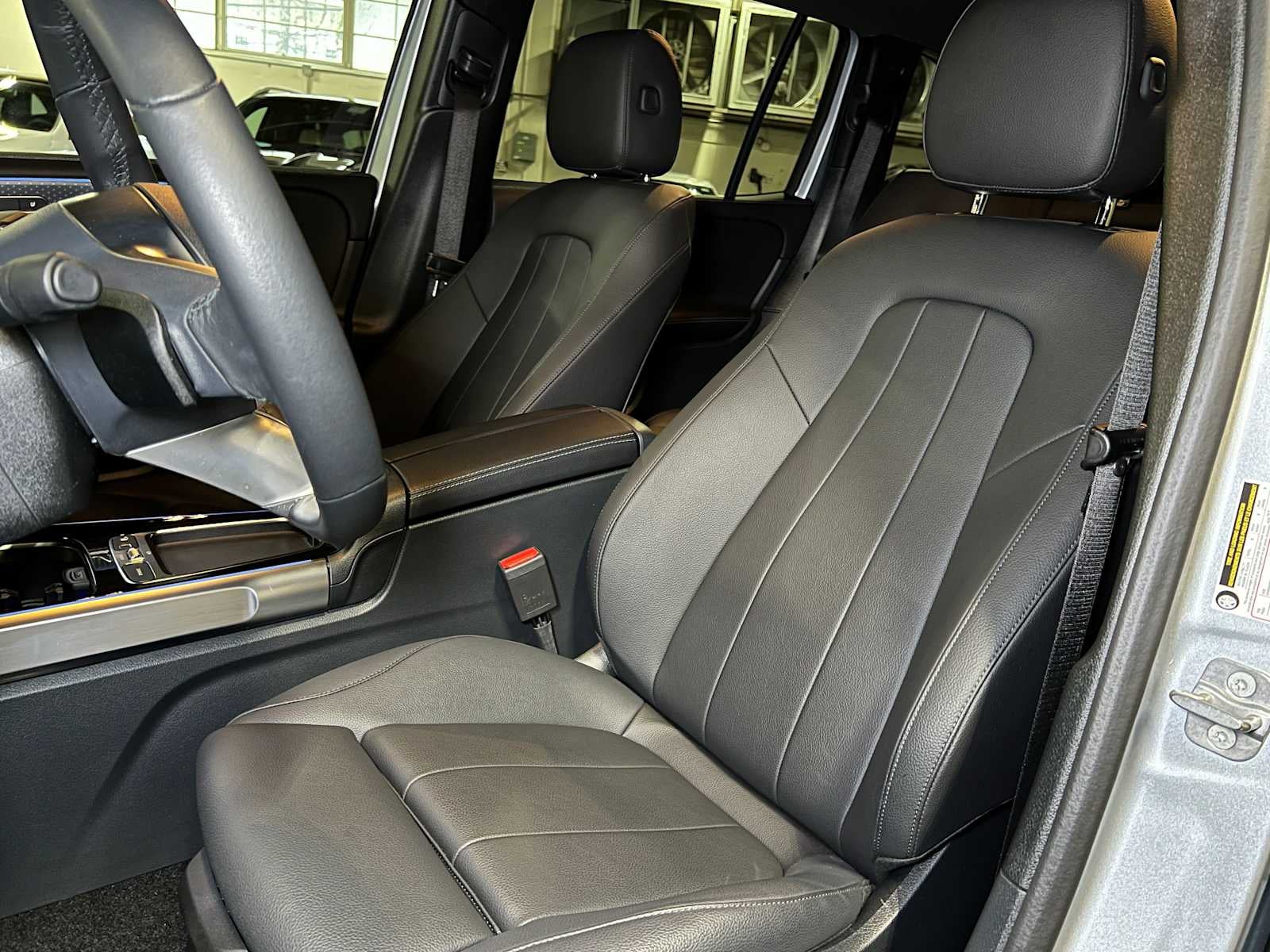 2025 Mercedes-Benz GLB 250 4MATIC® SUV