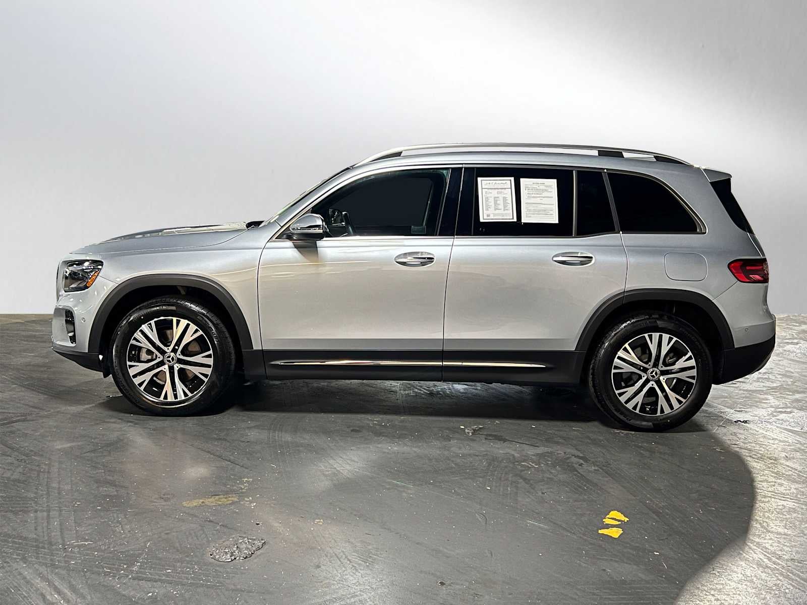 2025 Mercedes-Benz GLB 250 4MATIC® SUV